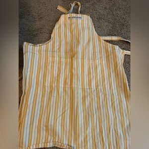 Williams Sonoma Yellow and White Striped Apron